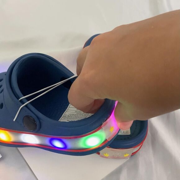 LED Kid's Clogs Garden Shoe Sandals Dark Blue Light Up Charms US Kids 10 Eu 27 - Picture 5 of 7